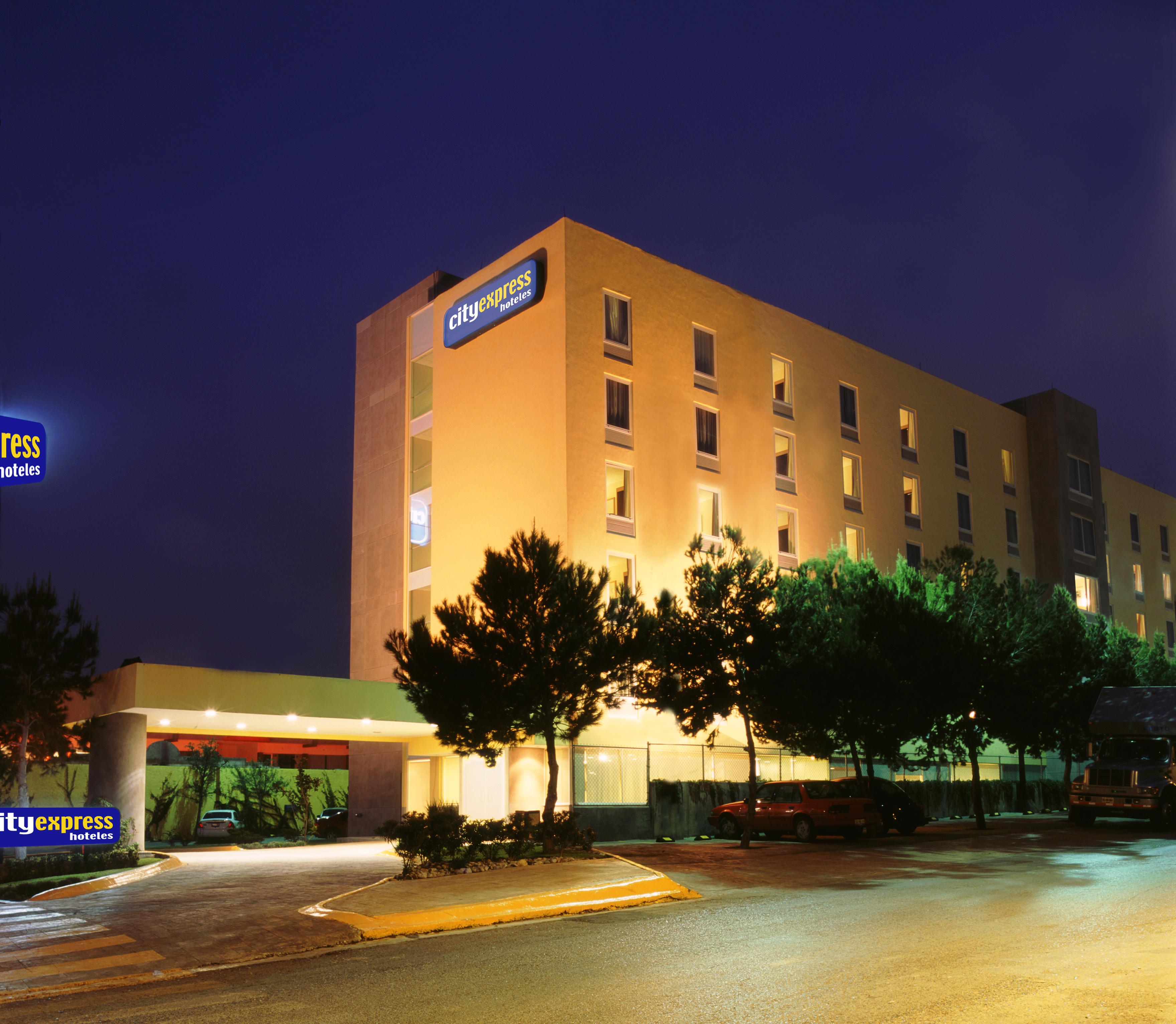 City Express By Marriott Saltillo Norte Bagian luar foto