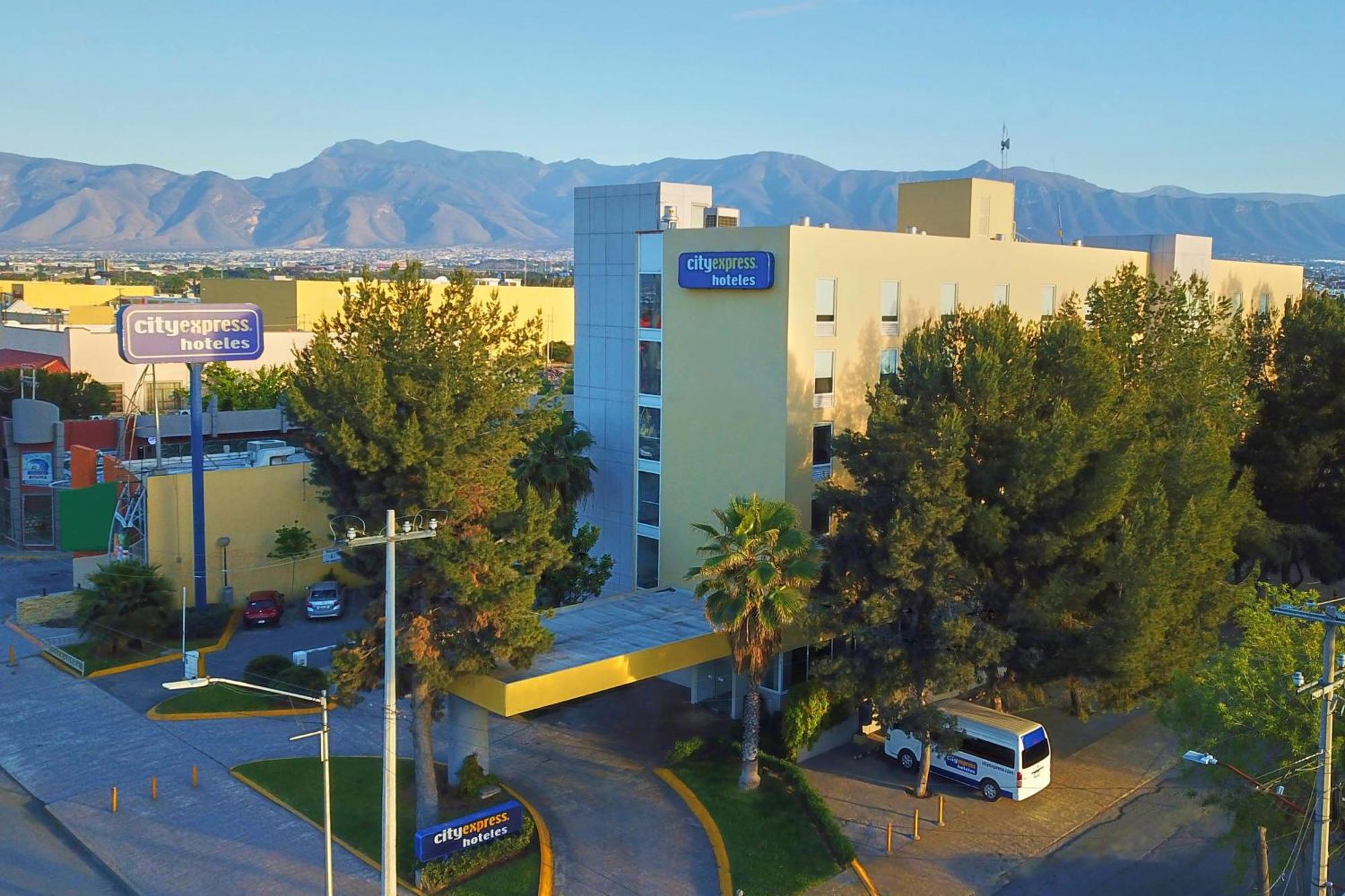 City Express By Marriott Saltillo Norte Bagian luar foto
