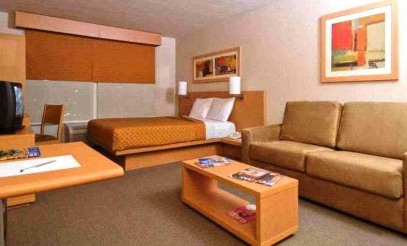 City Express By Marriott Saltillo Norte Bagian luar foto